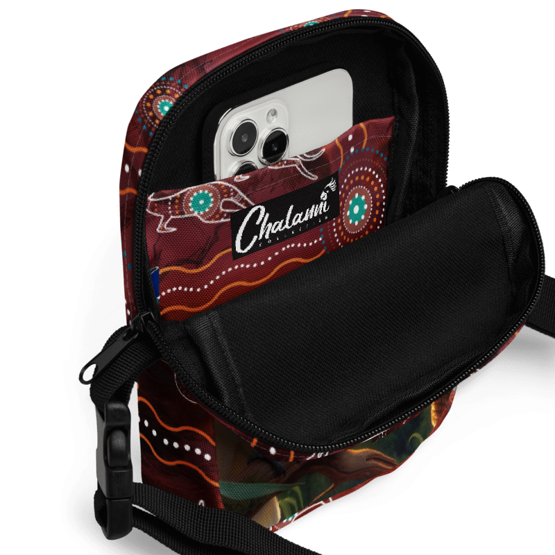 Chalanni and the wise owl Ollie | Utility Cross Over Designer Bag - Chalanni